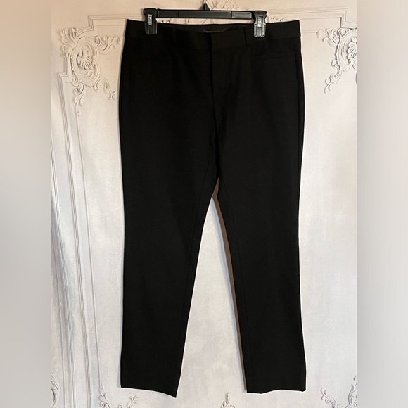 Banana Republic Pants - NWT Banana Republic Sloan Pants Flat front stretch Black detail Size 10 Long